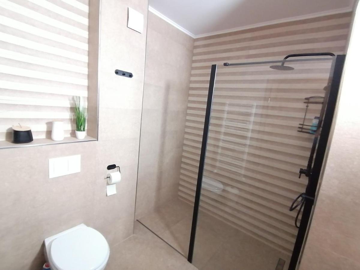 Apartman Sarah Appartamento Gran Varadino Esterno foto