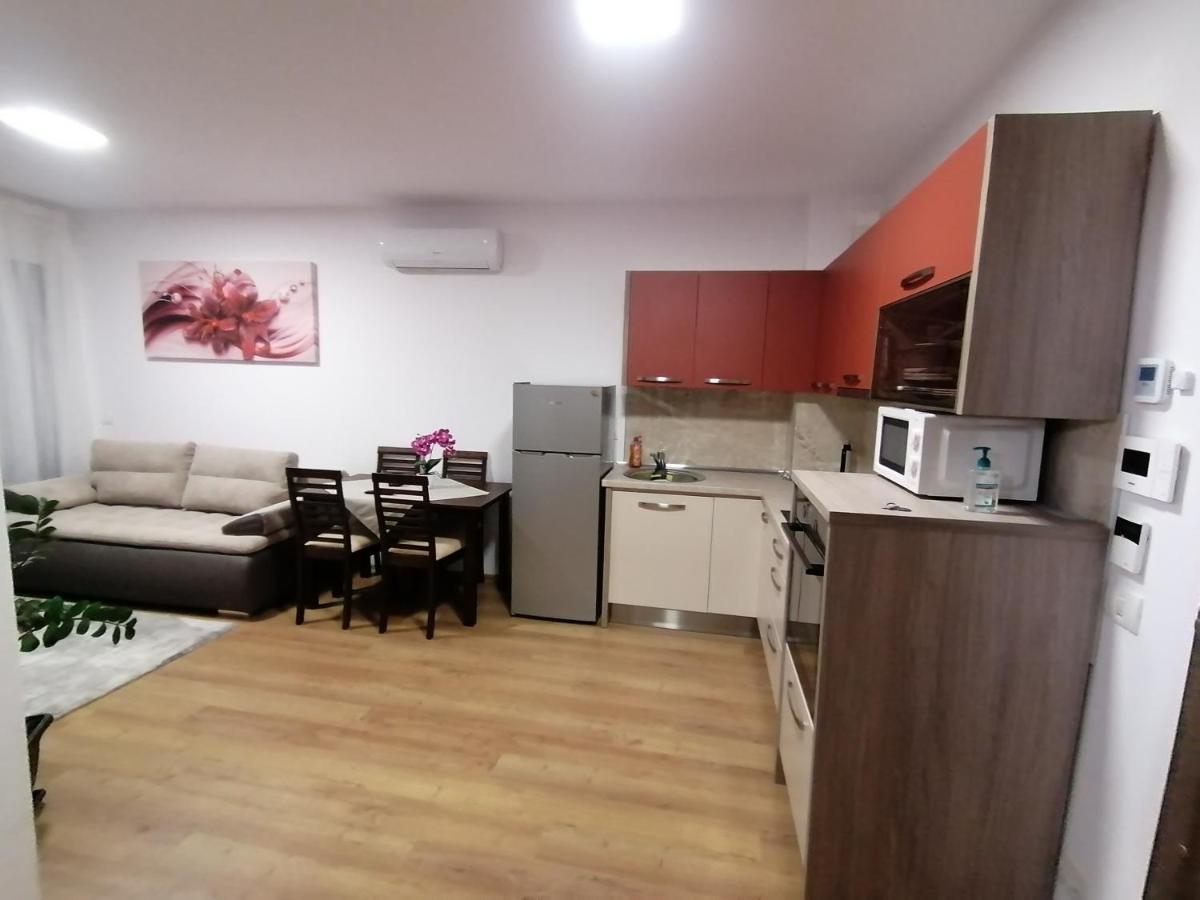 Apartman Sarah Appartamento Gran Varadino Esterno foto