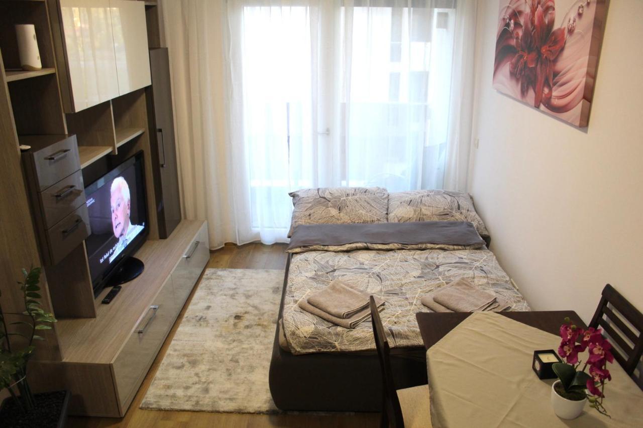 Apartman Sarah Appartamento Gran Varadino Esterno foto
